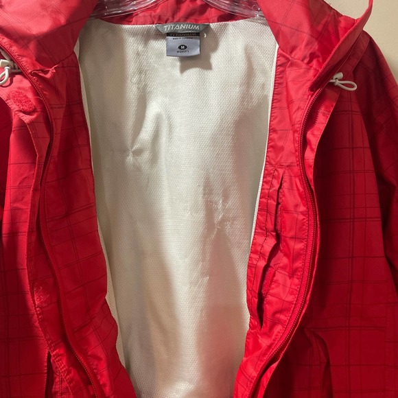 Columbia Titanium Women’s Sz M Omni-Tech Waterproof jacket - Picture 3 of 8